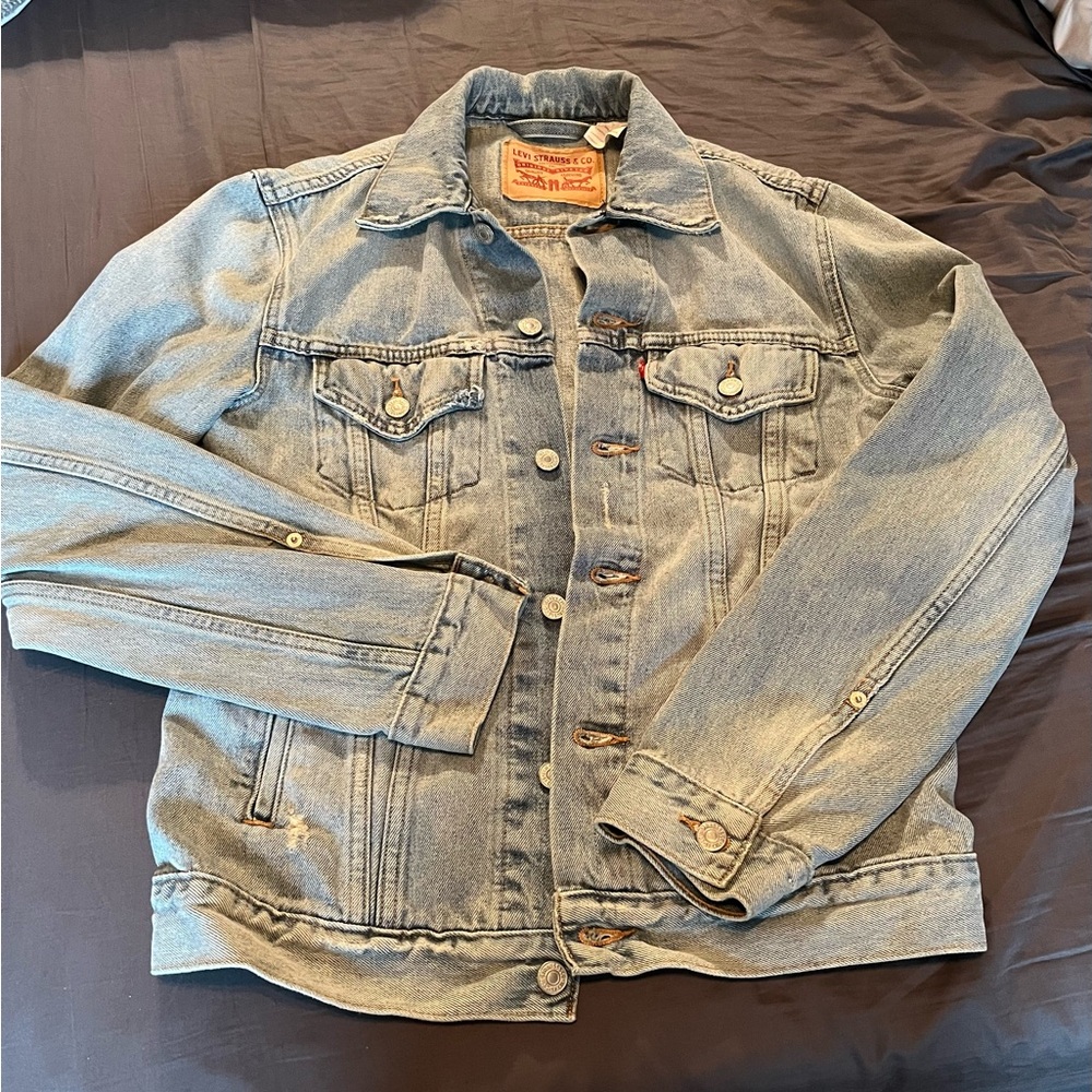 Levi’s women’s Jean Jacket